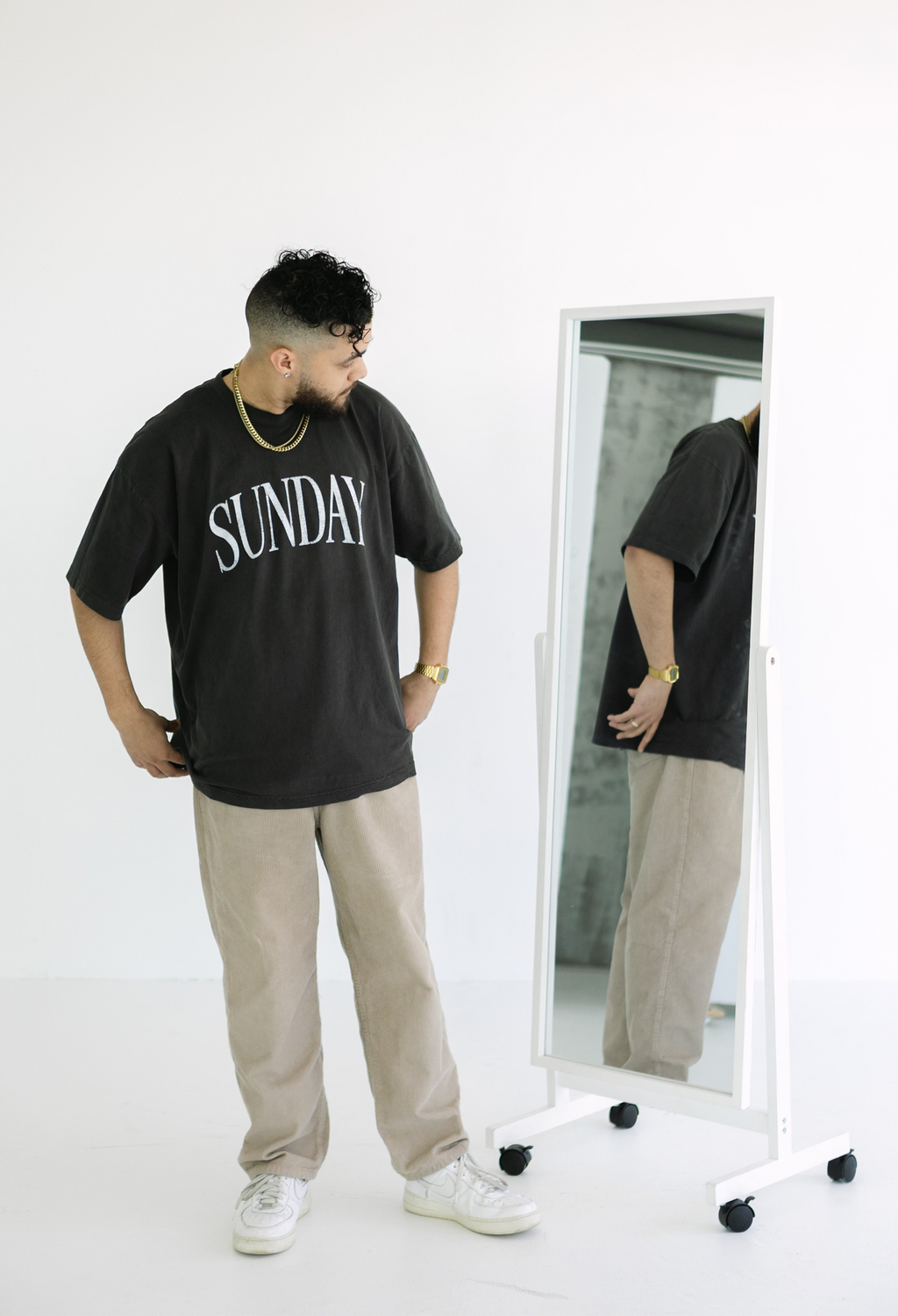 sunday staple tee